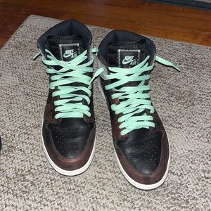 Air Jordan 1 “Patina”